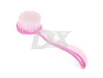 Щітка  на довгій ручці рожева
