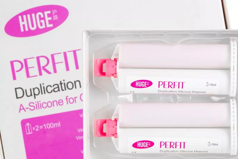 HUGE PERFIT A-Silicone for Gingival Mask (Жінживал Маск) ясна маска 2 x 50 мл — Матеріали зуботехнічні — photo 3